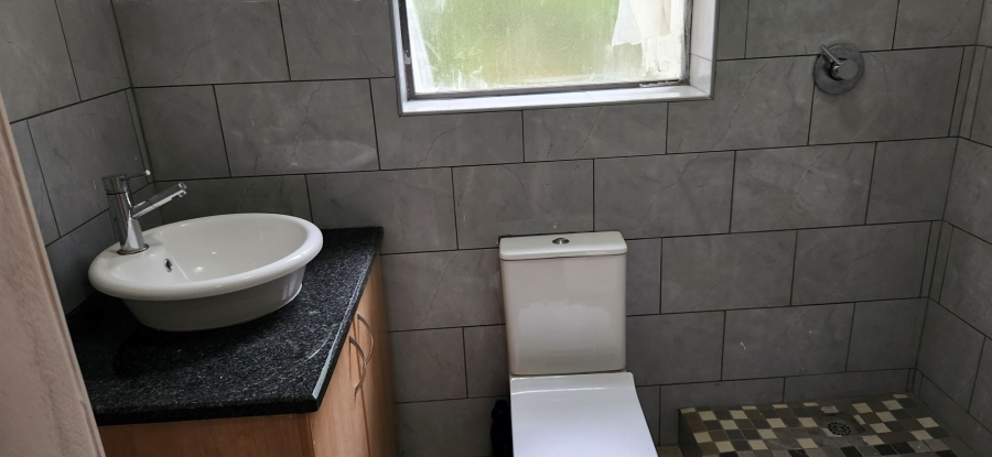 4 Bedroom Property for Sale in Palmiet Western Cape